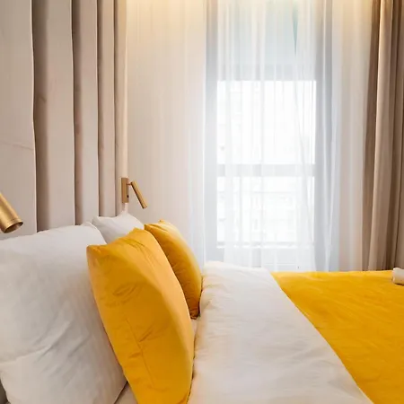 Apartamento - Great Location- Luxury One Bedroom - Grzybowska 37